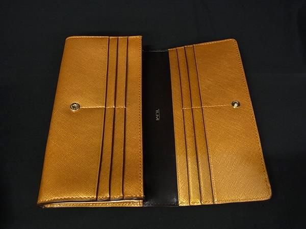 □美品□ TUMI トゥミ パテントレザー 二つ折り 長財布 ウォレット