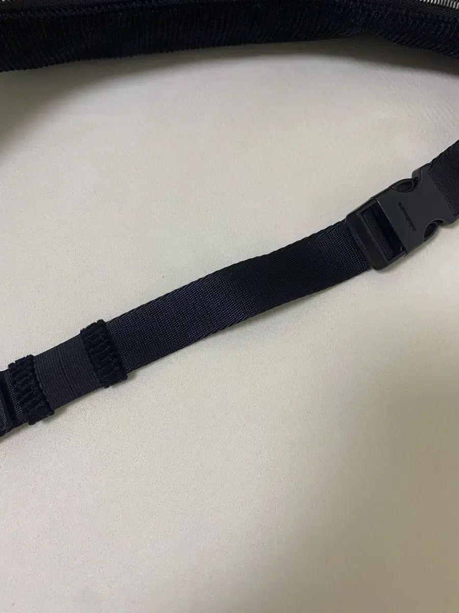  MINITMUTE クローウェスト large コーデュロイ ブラック メッセンジャーバッグ ショルダーバッグ