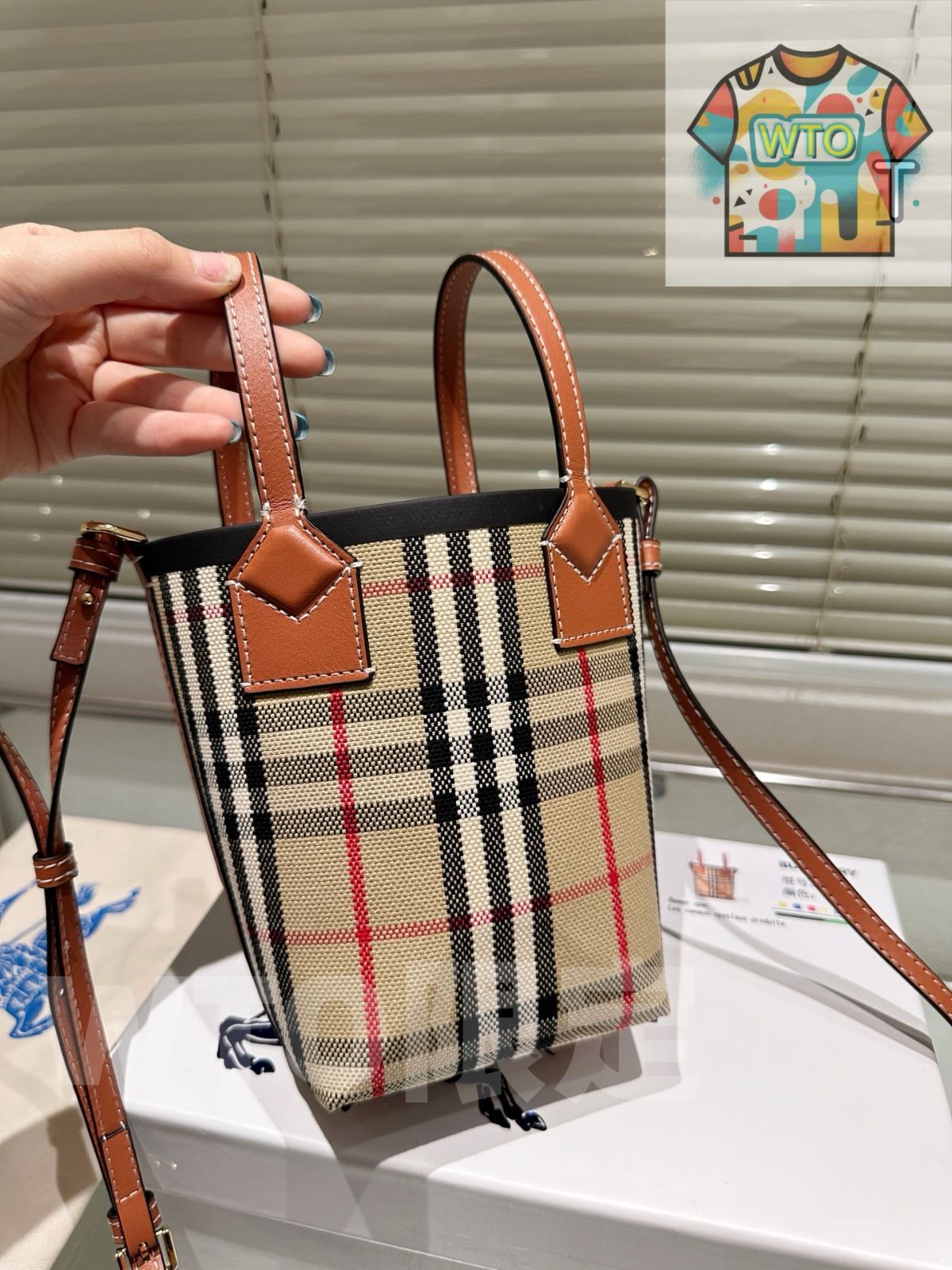 今日 Burberry Autumn Tote Bag バーバリー オータム トートバッグ