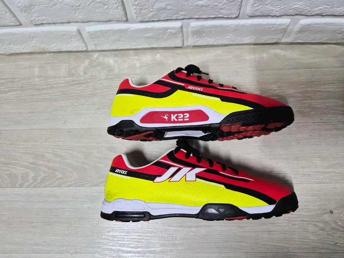 ジョイキック サッカーシューズ