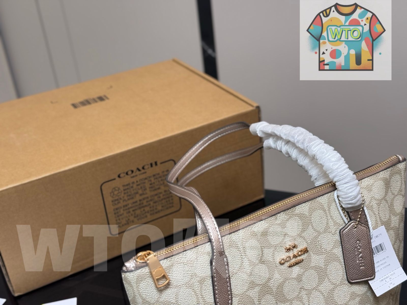  今日 Coach Fiona Zip Tote 23 フラッシュ仕上げ Stylish Design ショルダーバッグ ショルダーバッグ