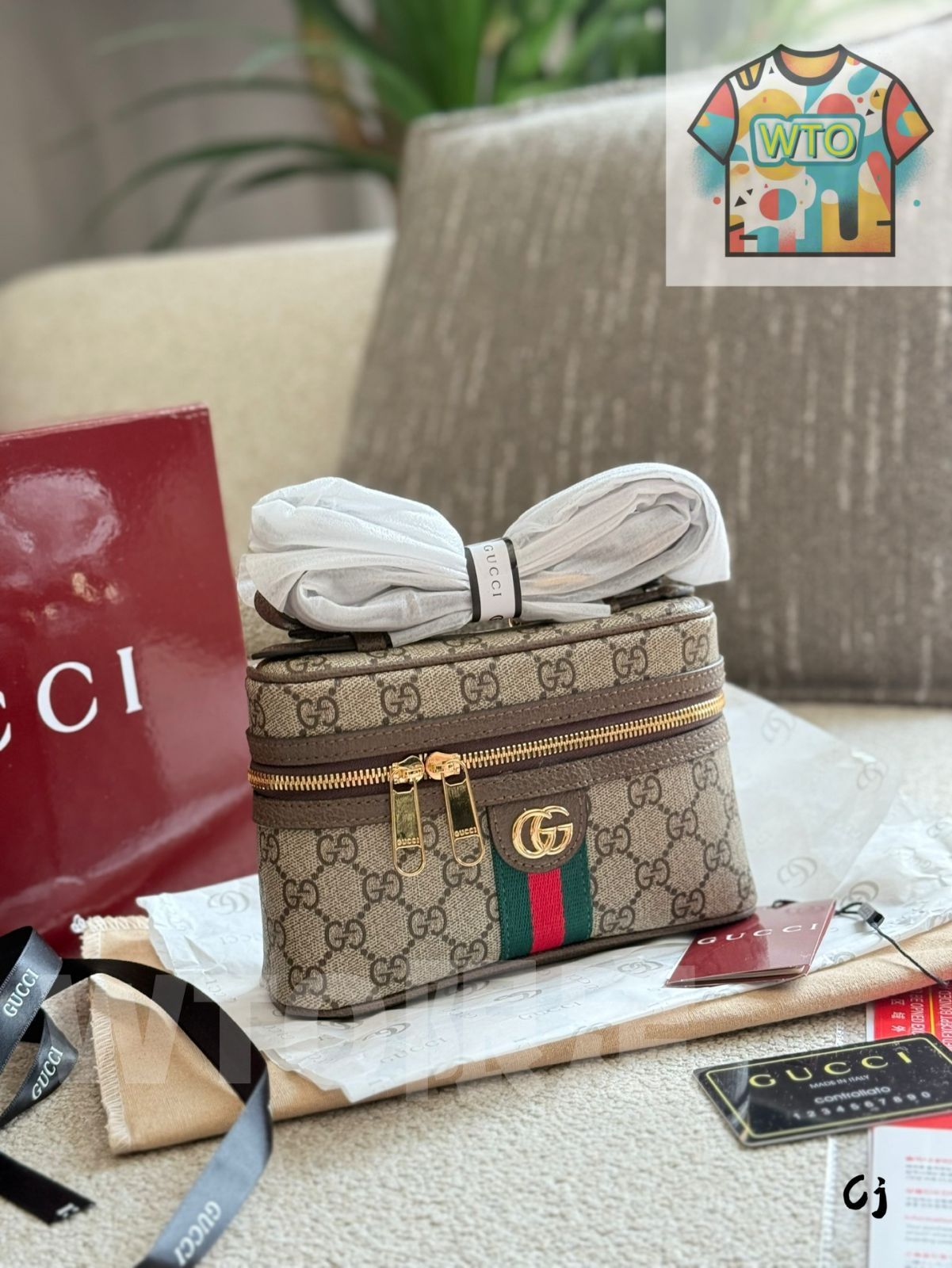 今日 Gucci Mini Cosmetic Bag グッチ ミニ コスメバッグ