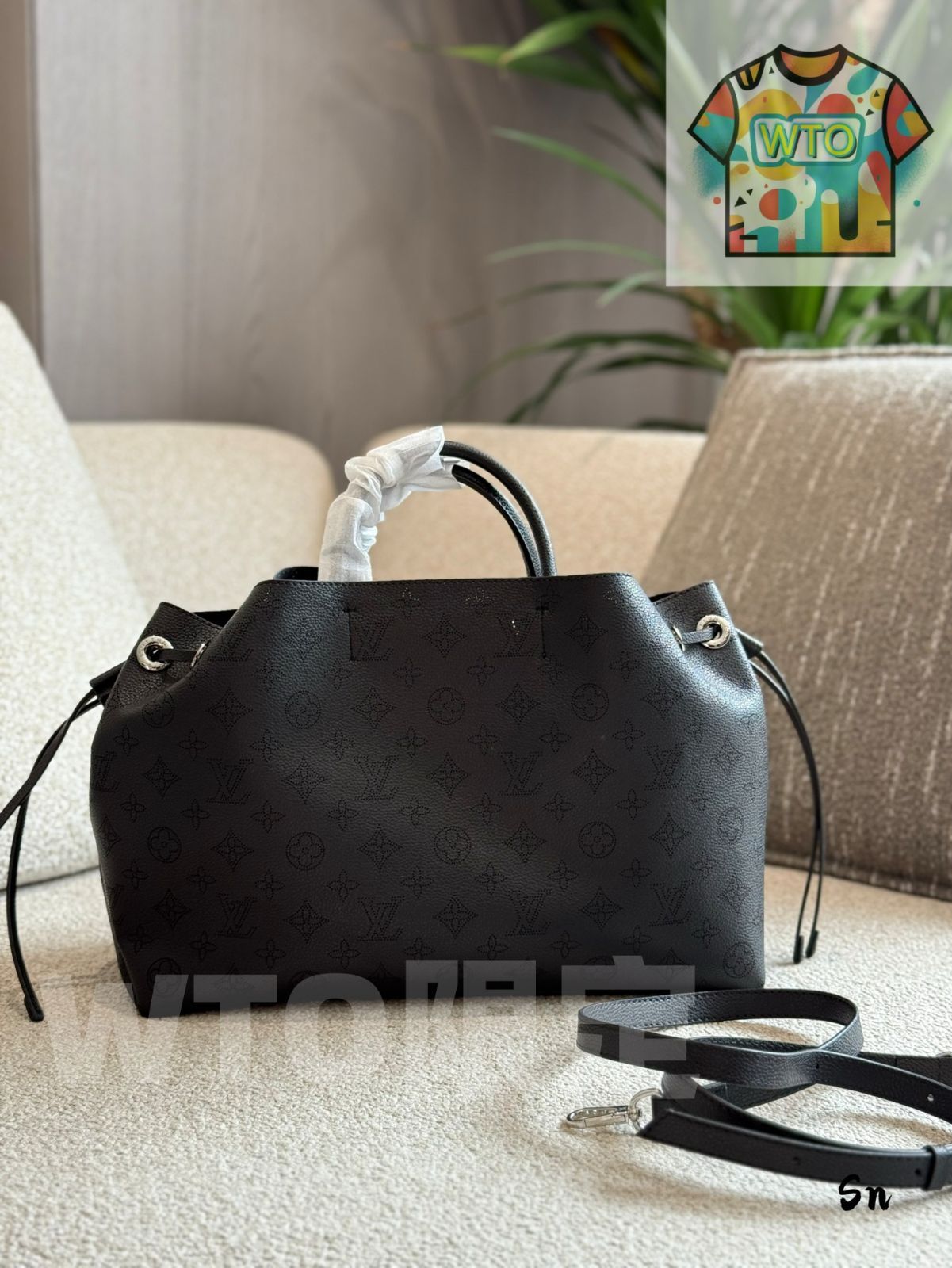 在庫商品26 今日 Louis Vuitton Bella Mahina Drawstring Bag ルイ ヴィトン Bella マヒーナ ドローストリング バッグ 海外限定。