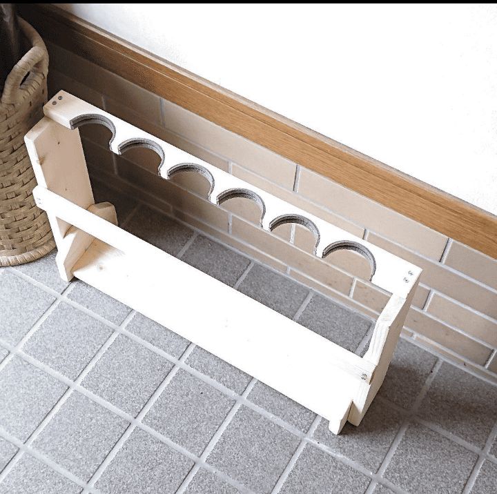 スタイリッシュ バットスタンド 自立型 6本用 天然木製 完成品 匿名