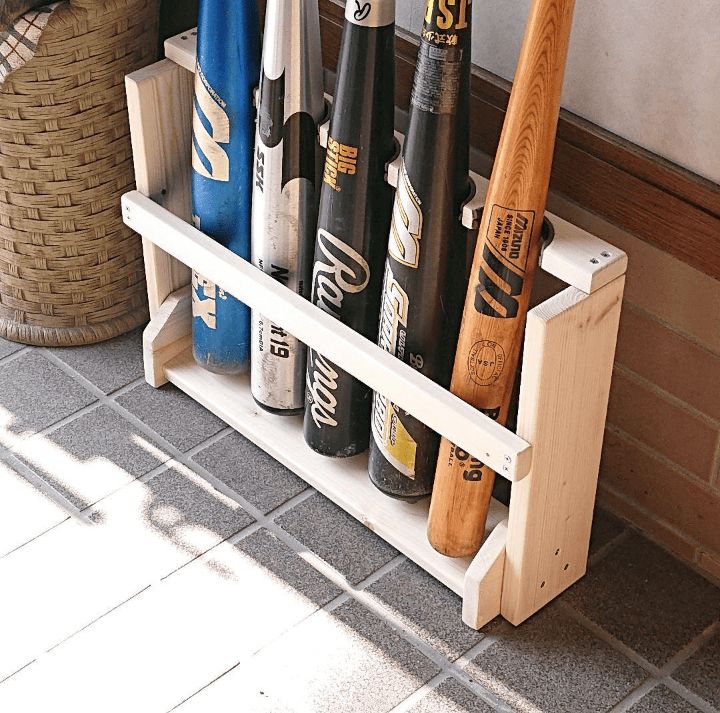 スタイリッシュ バットスタンド 自立型 6本用 天然木製 完成品 匿名