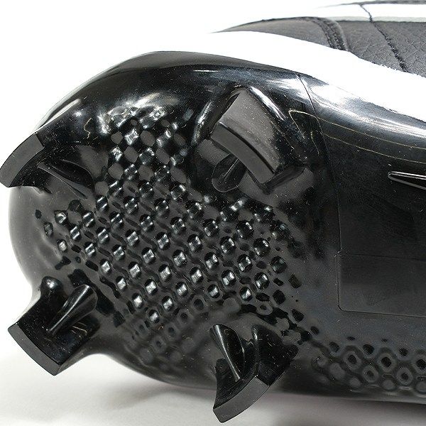 スタッド ブラック