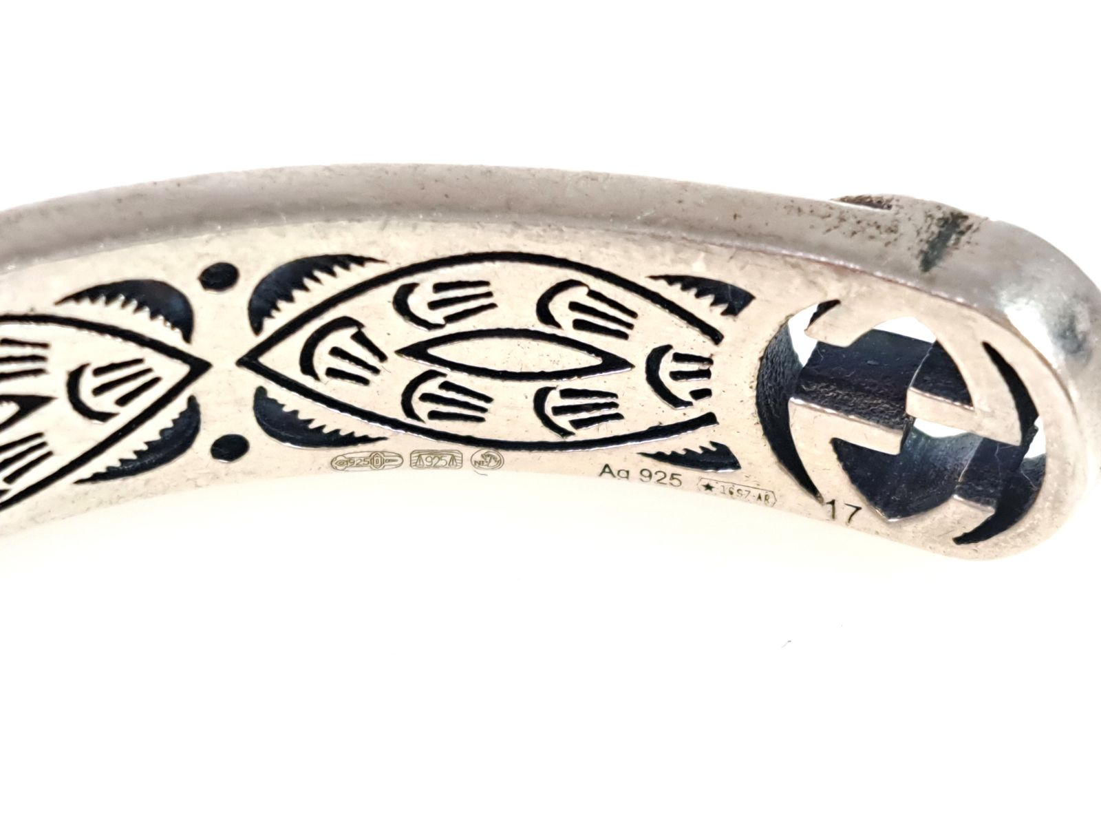 ブレスレット 刻印