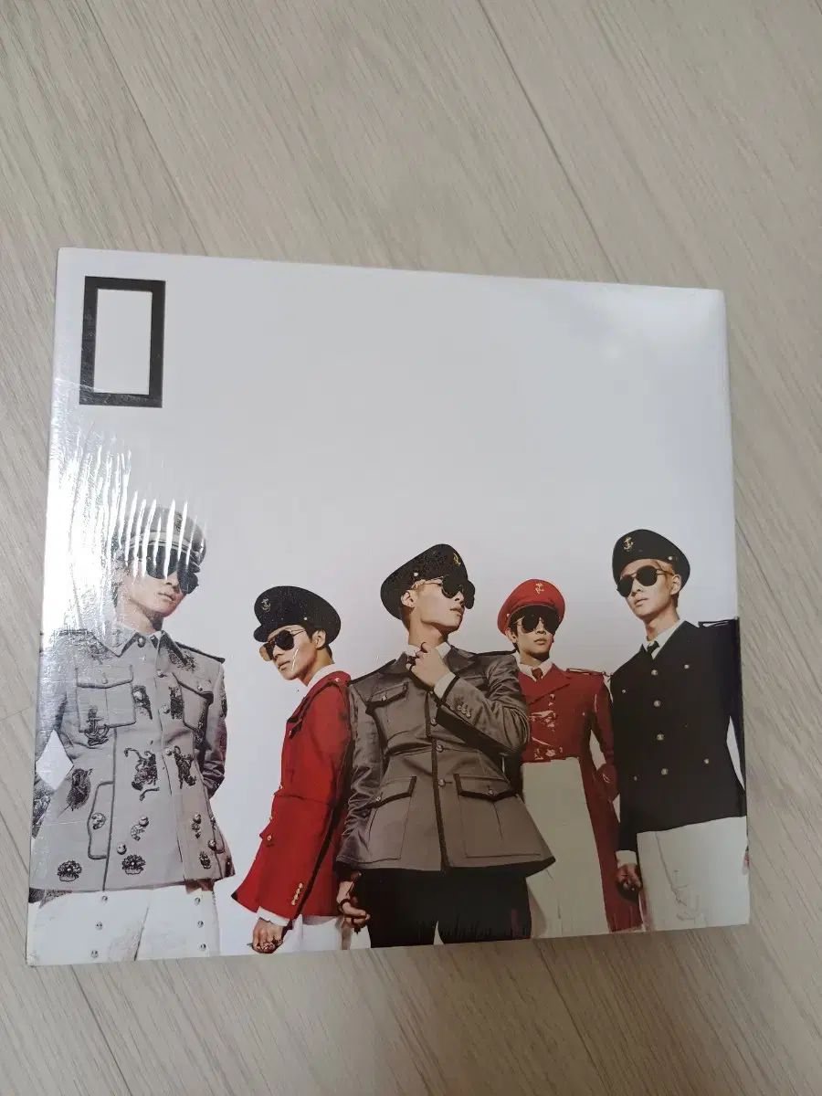 SHINee エブリバディ アルバム