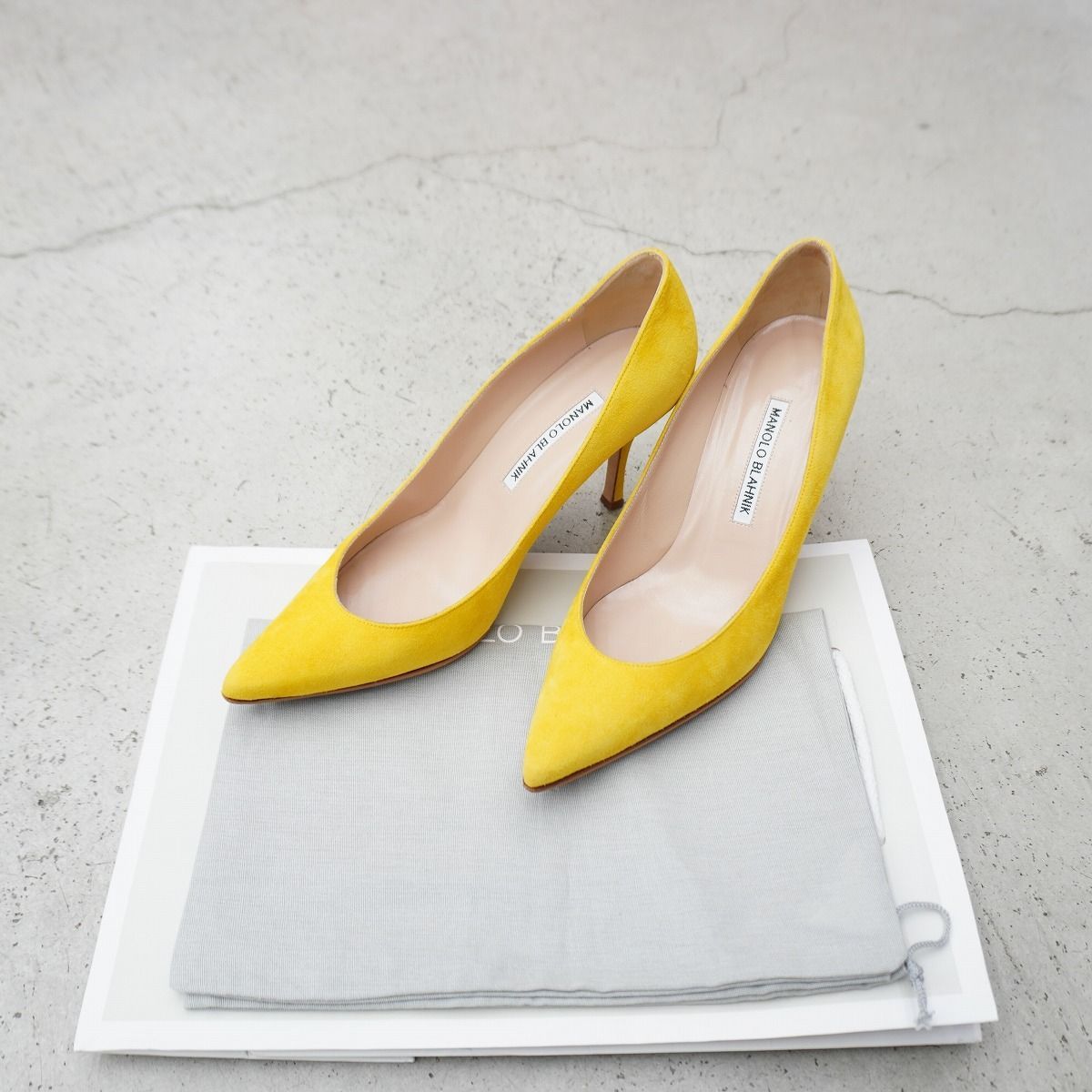 美品 国内正規 MANOLO BLAHNIK マノロ ブラニク KIETTA ポインテッド