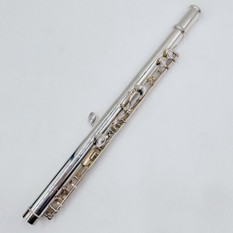 【美品】YAMAHA/ ヤマハ　フルート　YFL-221 後期型 ケース付き 美品】YAMAHA/ ヤマハ フルート YFL-221 後期型 ケース付き