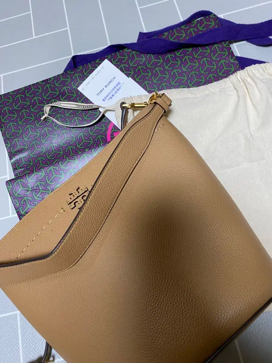 マックグロー バケットバッグ