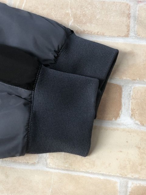 グレー×ブラック