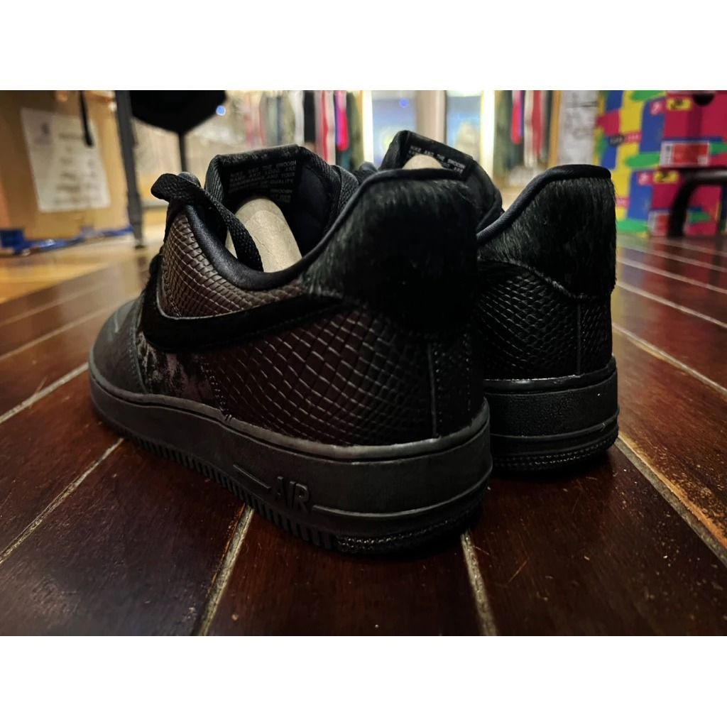 EST NIKE AIR FORCE 1 07 LX ブラック パイソン ポニーヘア メンズ HQ1977-001