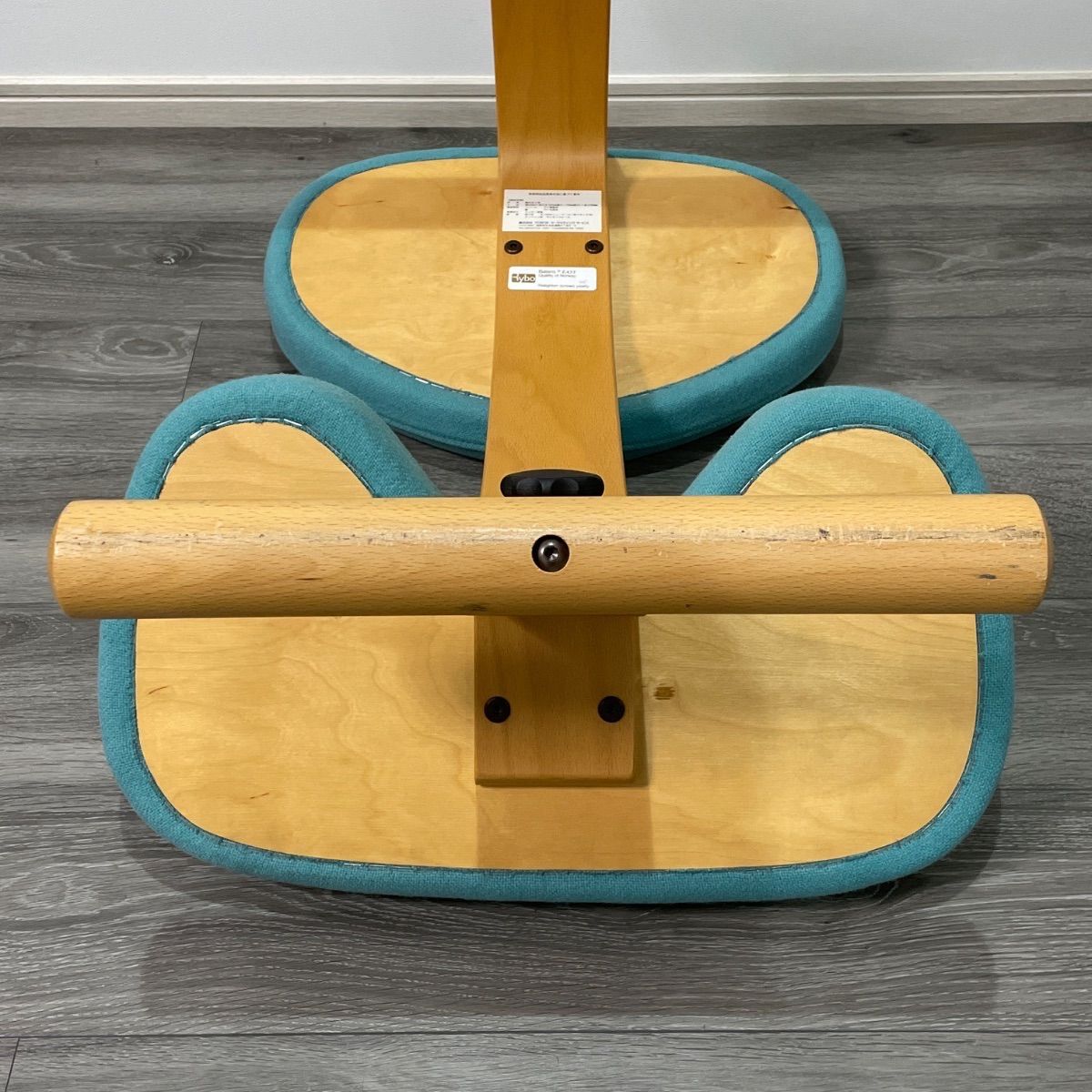 新品同様　Rybo リボ社 バランスイージー バランスラボ ネイビー 姿勢矯正 Rybo リボ社 バランスイージー バランスチェア ネイビー 姿勢矯正 ラク