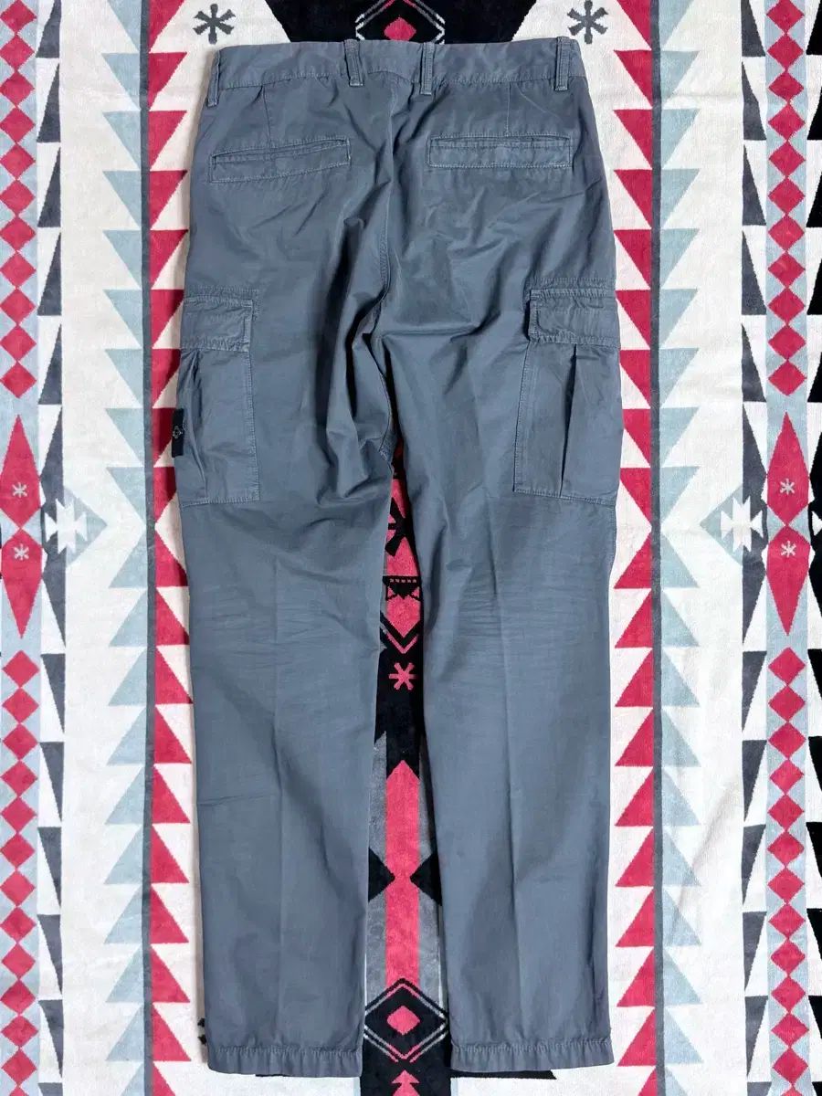 STONE ISLAND ストーンアイランド ワッペン カーゴ パンツ 84P22WA 32サイズ