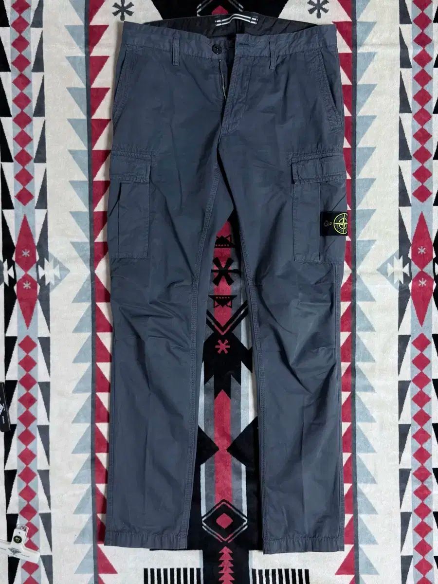 STONE ISLAND ストーンアイランド ワッペン カーゴ パンツ 84P22WA 32サイズ