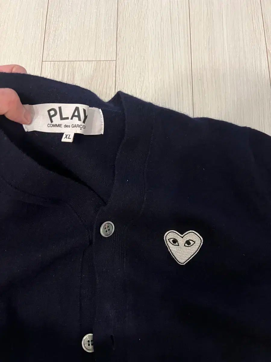 コム デ ギャルソン 白ワッペン ネイビー カーディガン
