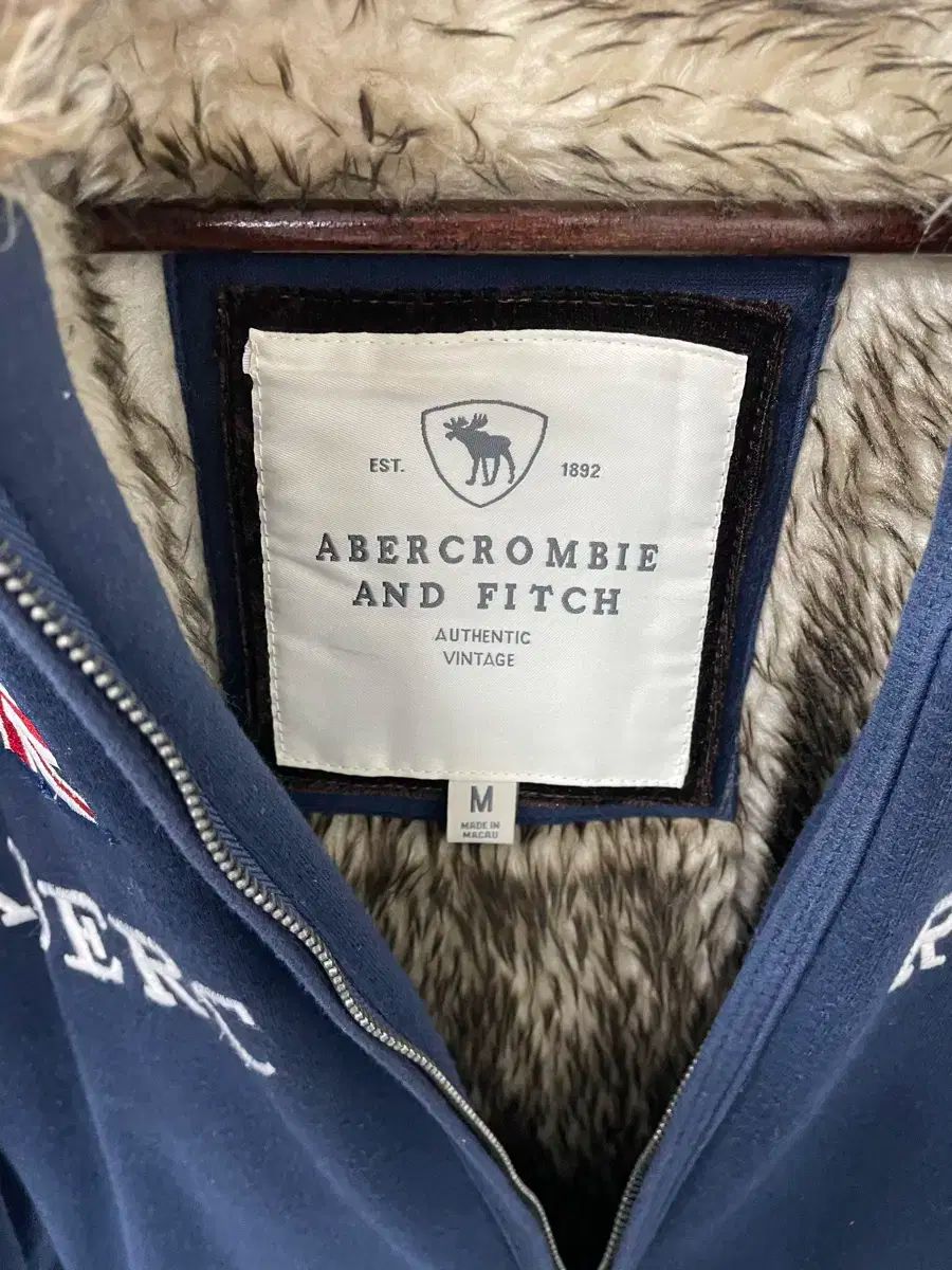 フードジップアップ