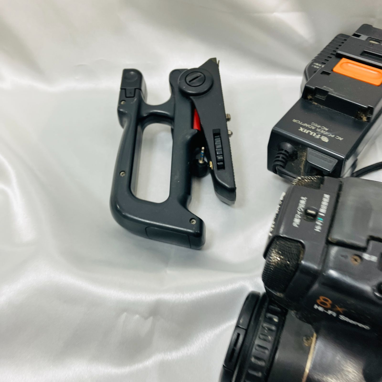 A【動作未確認】ビデオカメラ FUJIX-8 FH80/SONY CCD-TR303 - メルカリ