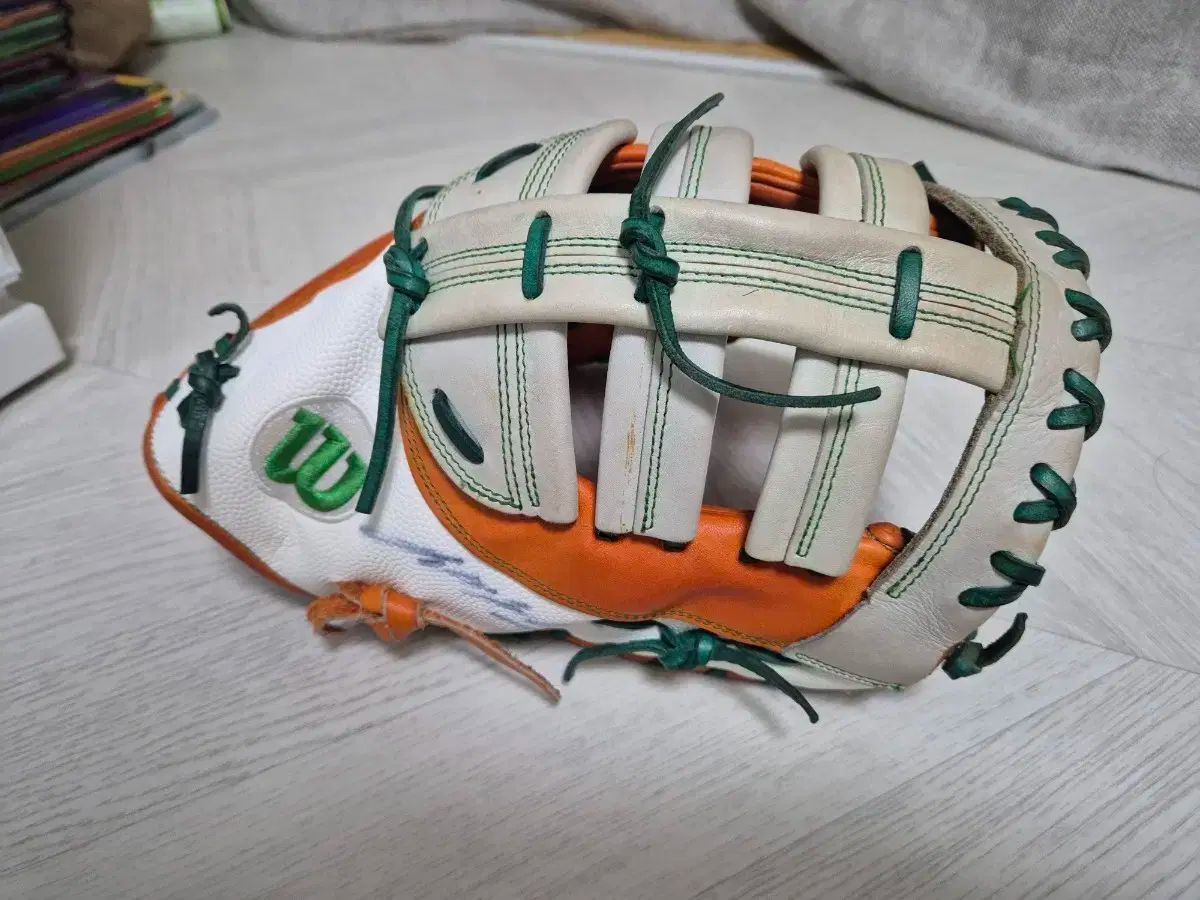 ウィルソン a2000 一塁ミット 野球グローブ
