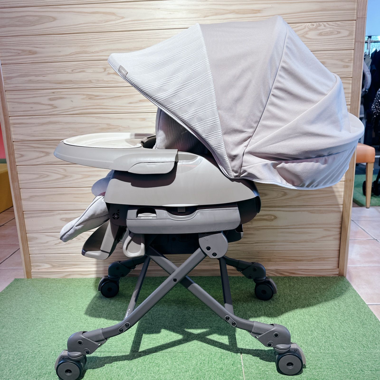 極美品☆ コンビ ネムリラAUTO SWING BEDi Long スリープシェルEG+ハイ