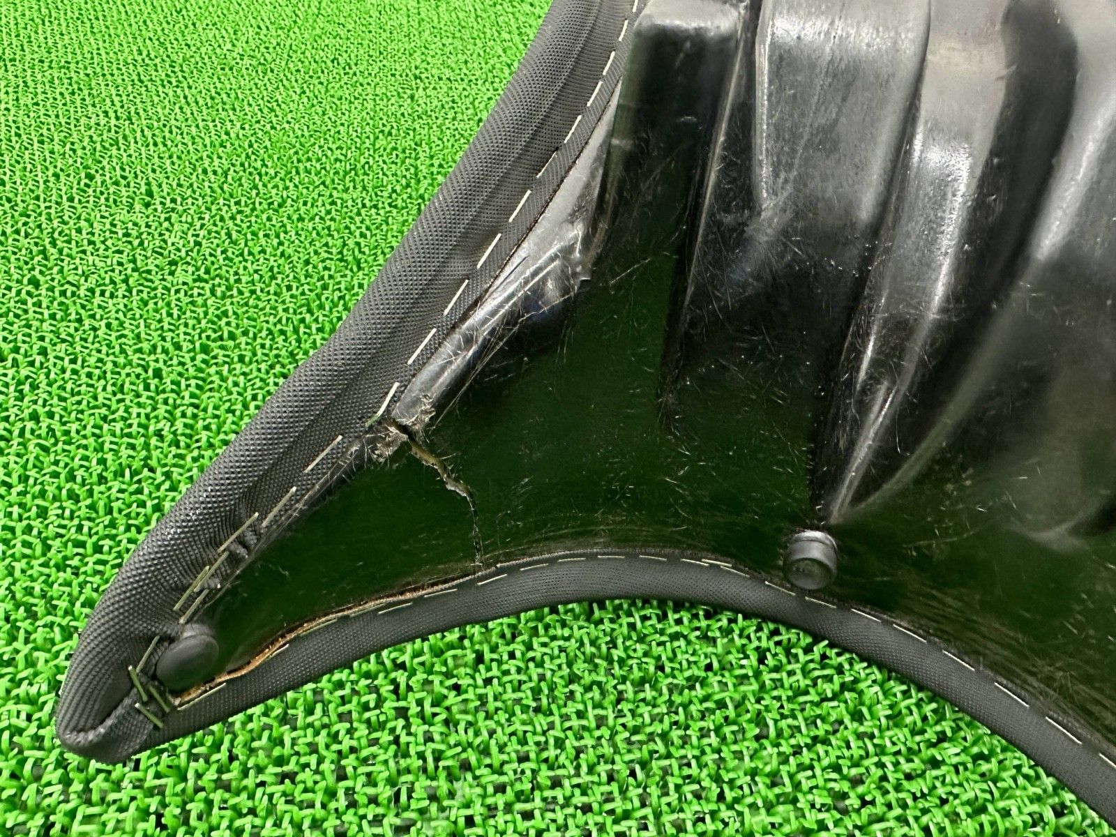 R1200R シート 163609-10/7 697 21 6-05 BMW 純正 中古 バイク 部品