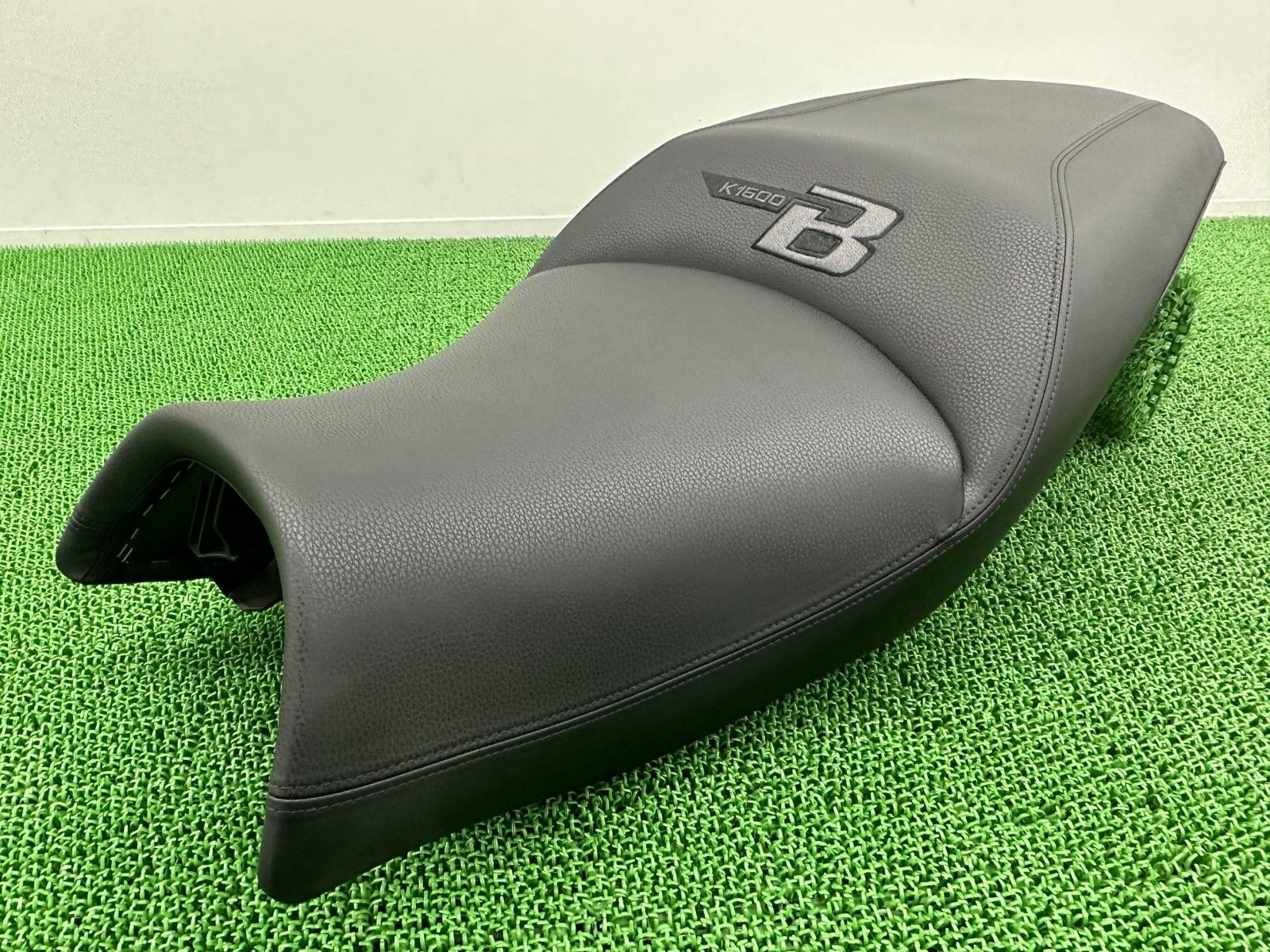 K 1600 B シート 5253 8566605 BMW バイク 部品 メインシート 上品 ハイクオリティ 破れ無し Ix