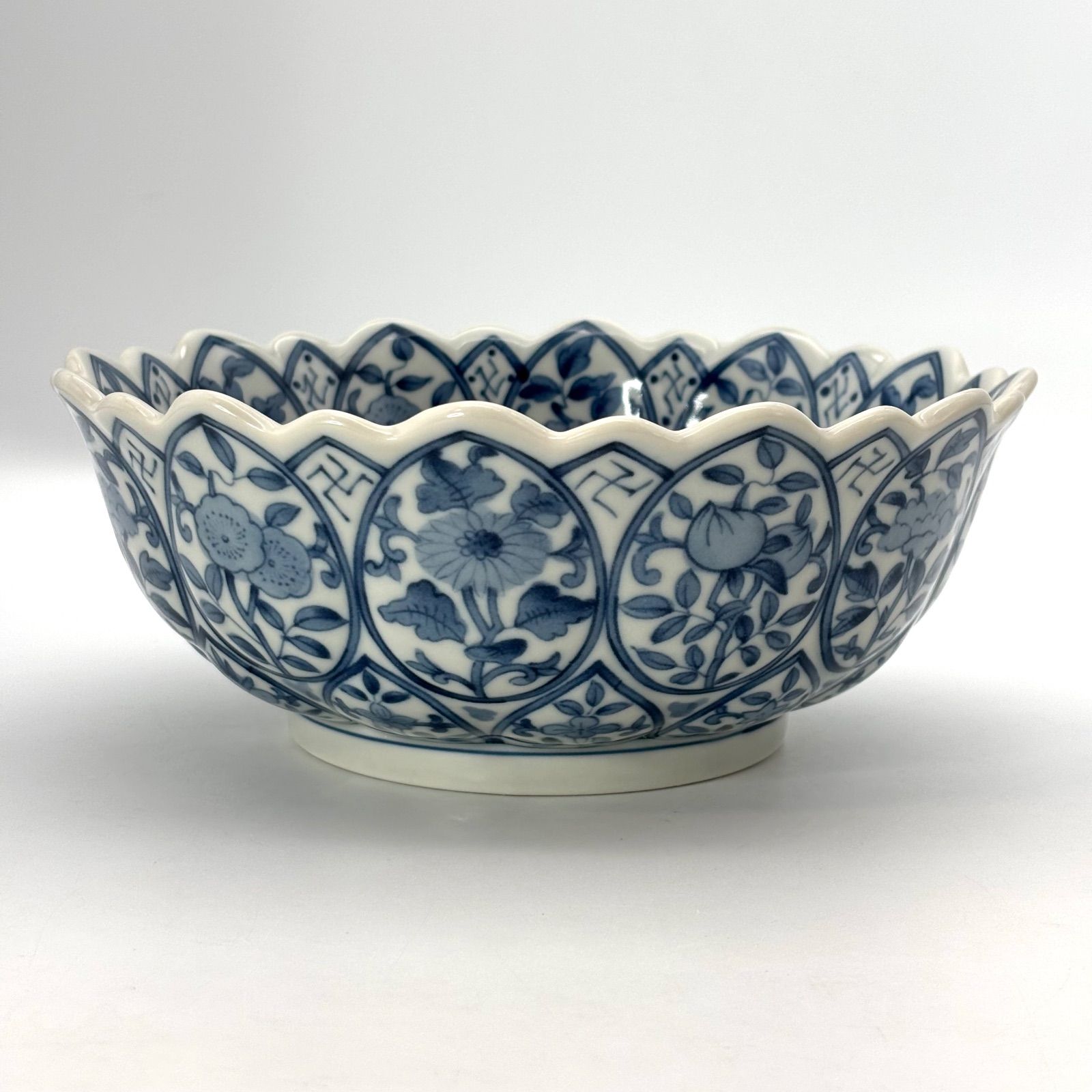 三洋陶器 龍峰窯 花鳥図 染付 中鉢揃 5枚セット 輪花皿 更紗 古伊万里様式 龍峯窯】染付更紗 花鳥文 盛鉢 / 美濃焼 三洋陶器 龍峰窯 花風流 輪花