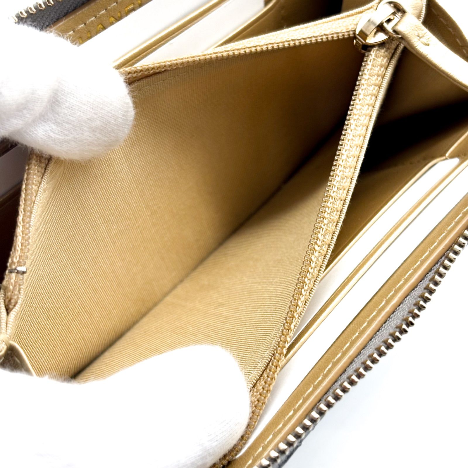 最終価格【超極美品✨】シャネル マトラッセ ラウンドジップ ミディアム 財布 極美品✨】シャネル 長財布 マトラッセ パンチング ラウンドジップ