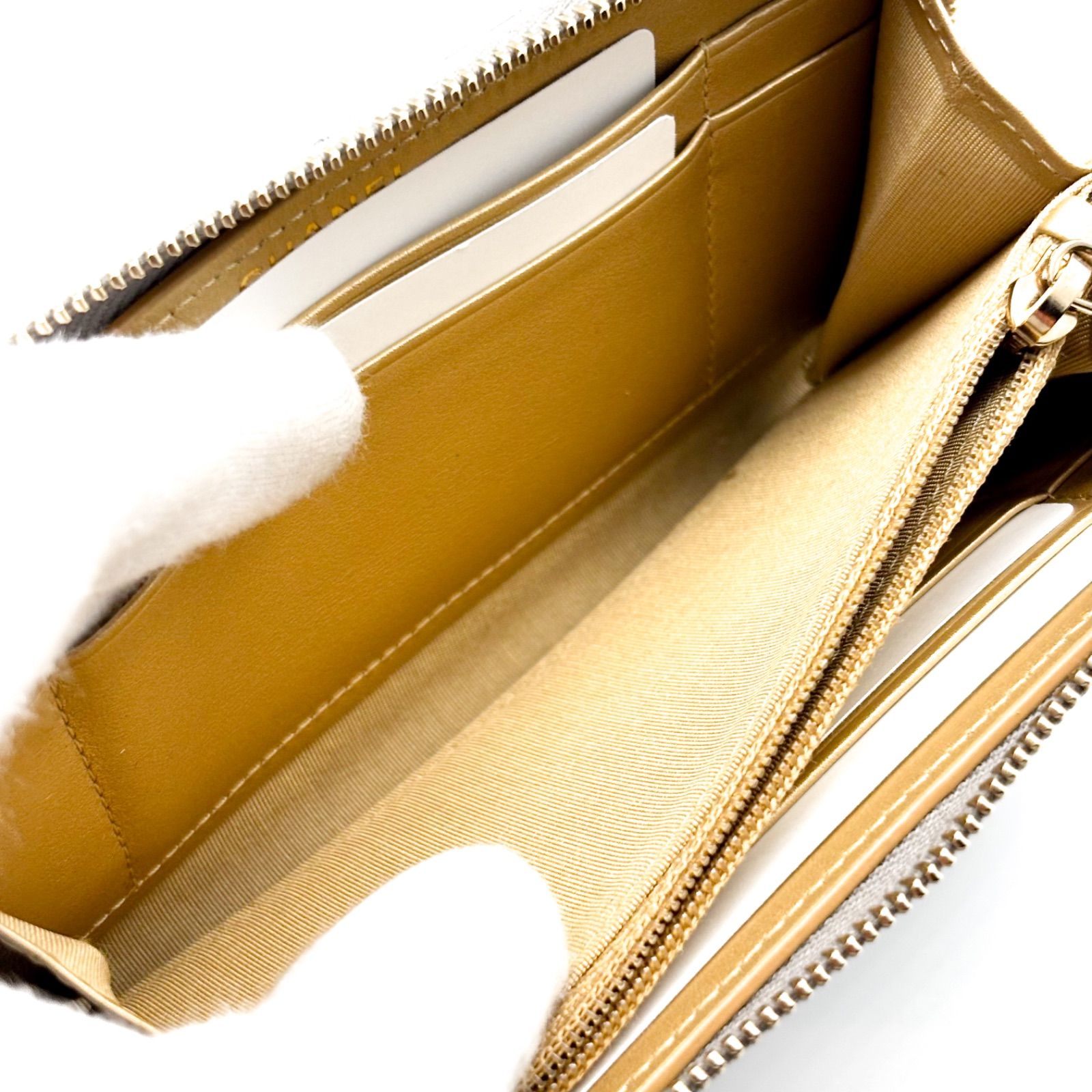 超極美品✨】シャネル 財布 マトラッセ ラウンドジップ ミディアム