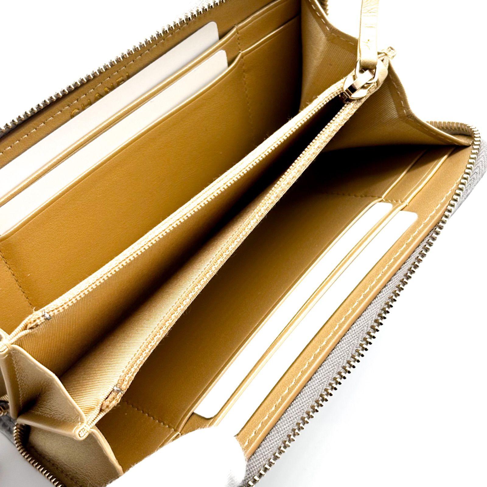 超極美品✨】シャネル 財布 マトラッセ ラウンドジップ ミディアム