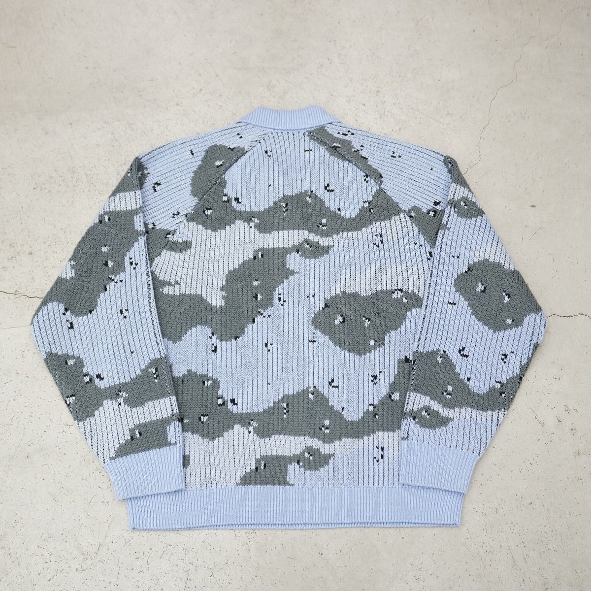 トップス Supreme Small Box Polo Sweater Blue Camo Supreme - Supreme Small Box Polo Sweater Green Lの通販 by でぶ