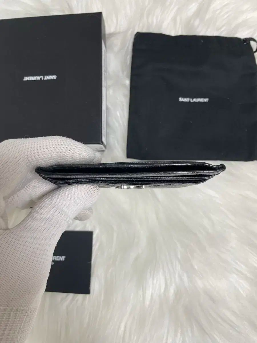  S級 YVES SAINT LAURENT イヴ サンローラン マトラッセ シルバー カードウォレット 長財布 小物