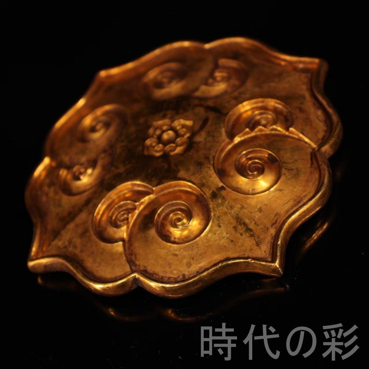 中国古美術・旧蔵鎏金の太平ぞう・純手作り・純銅製・高浮彫・置物・文房・風水開運 中国古美術・旧蔵純赤銅製坐観音菩薩像・鏨刻鎏金錾花・高浮彫・置物