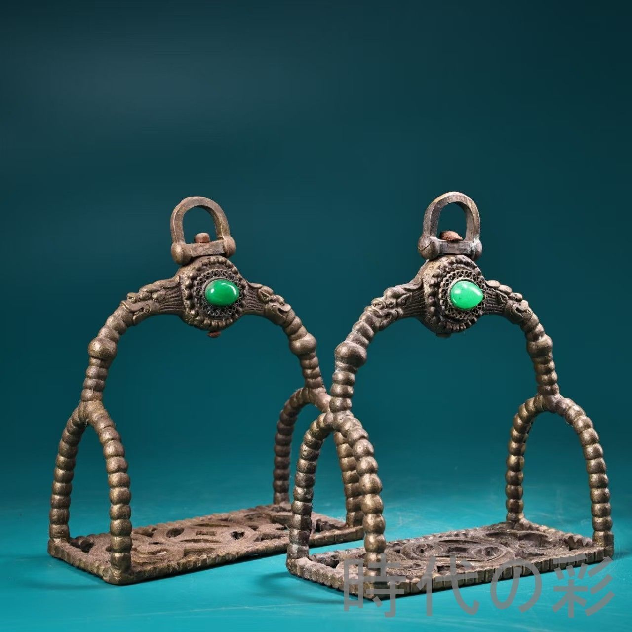 旧蔵 純銅宝石嵌馬鐙 一対』手作り 極細工 高浮彫鏨刻 古銅器 置物