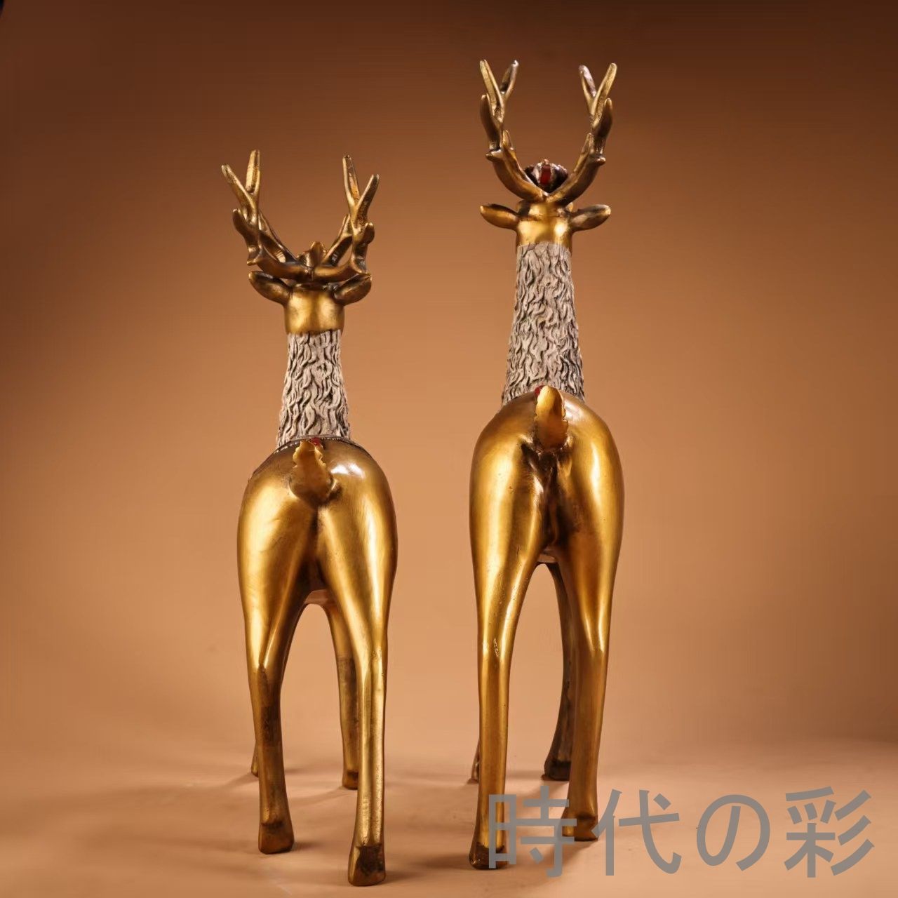 旧蔵 鏨刻描金彩絵 招財鹿一対』純銅 高浮彫 極細工 古銅器 置物 擺件