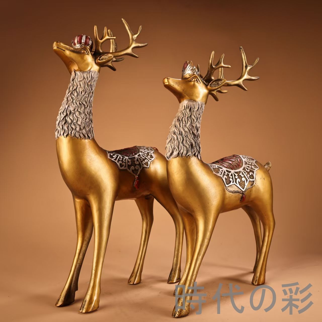 中国古美術 旧蔵 鏨刻描金彩絵 招財鹿一対 純銅 高浮彫 極細工 古銅器 置物 旧蔵 鏨刻描金彩絵 招財鹿一対』純銅 高浮彫 極細工 古銅器 置物 擺件