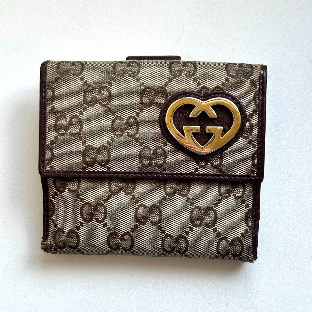 グッチ GUCCI 二つ折り財布 グッチシマ キャンバス ラブリーハート