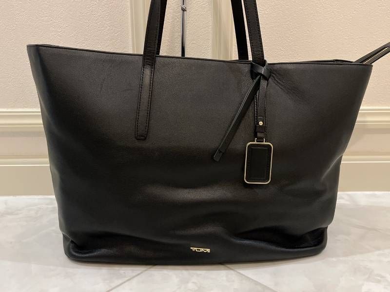 TUMI トゥミ エブリデイ・トート レザー トートバッグ ブラック バッグ