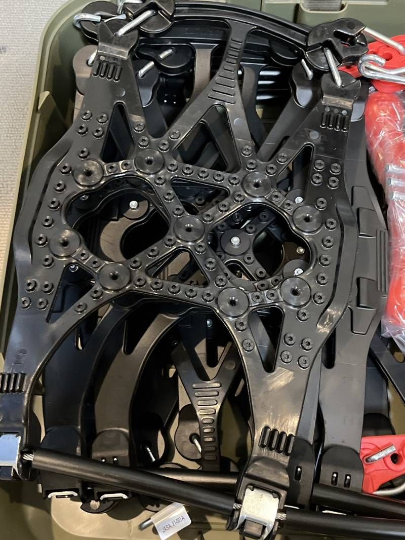 非金属タイヤチェーン