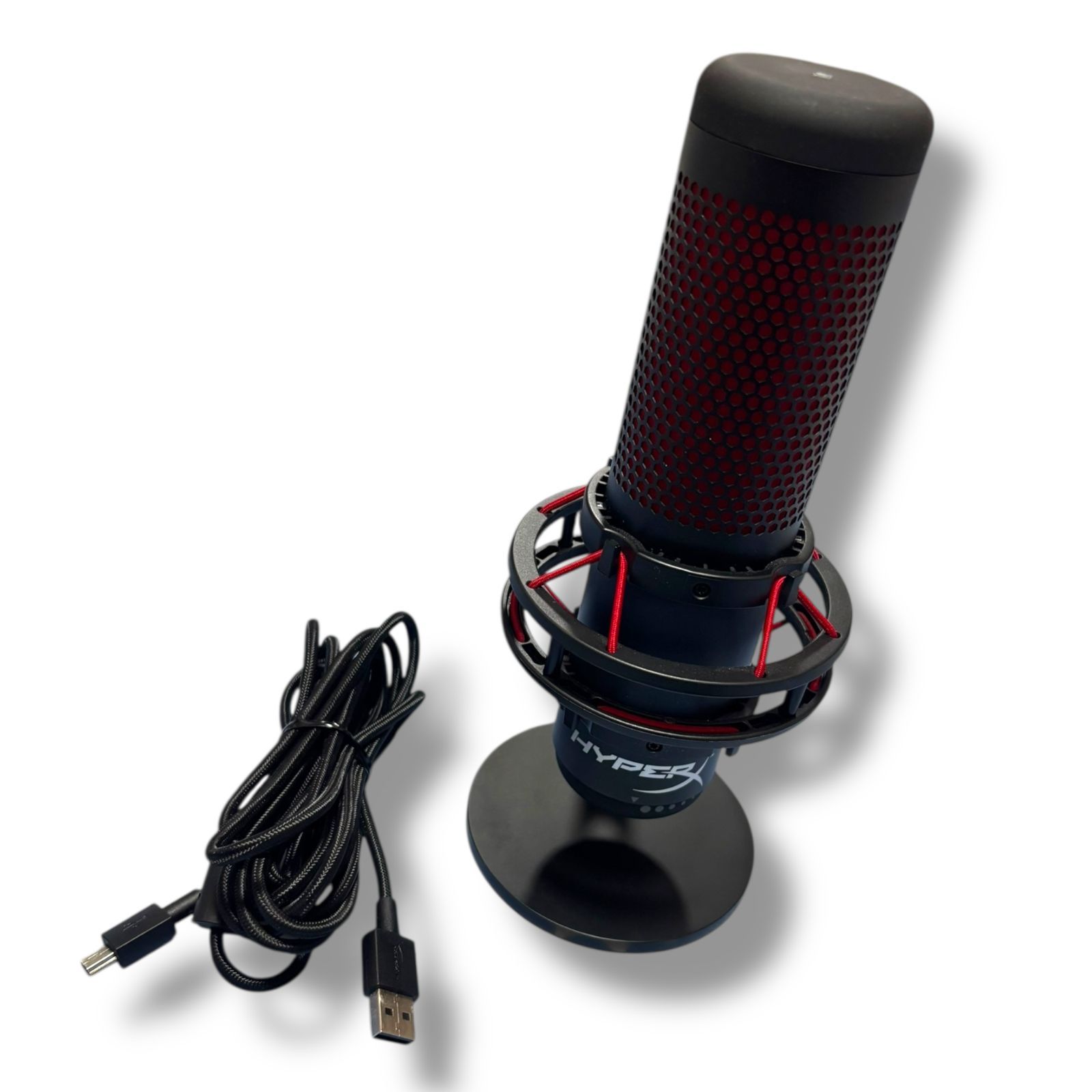 管理番号3107 HyperX QuadCast スタンドアロンマイク ストリーマー コンテンツクリエーター ゲーマー向け PC PS 4使用 2年保証 HX-MICQC-BK 4 P 5 6 AA