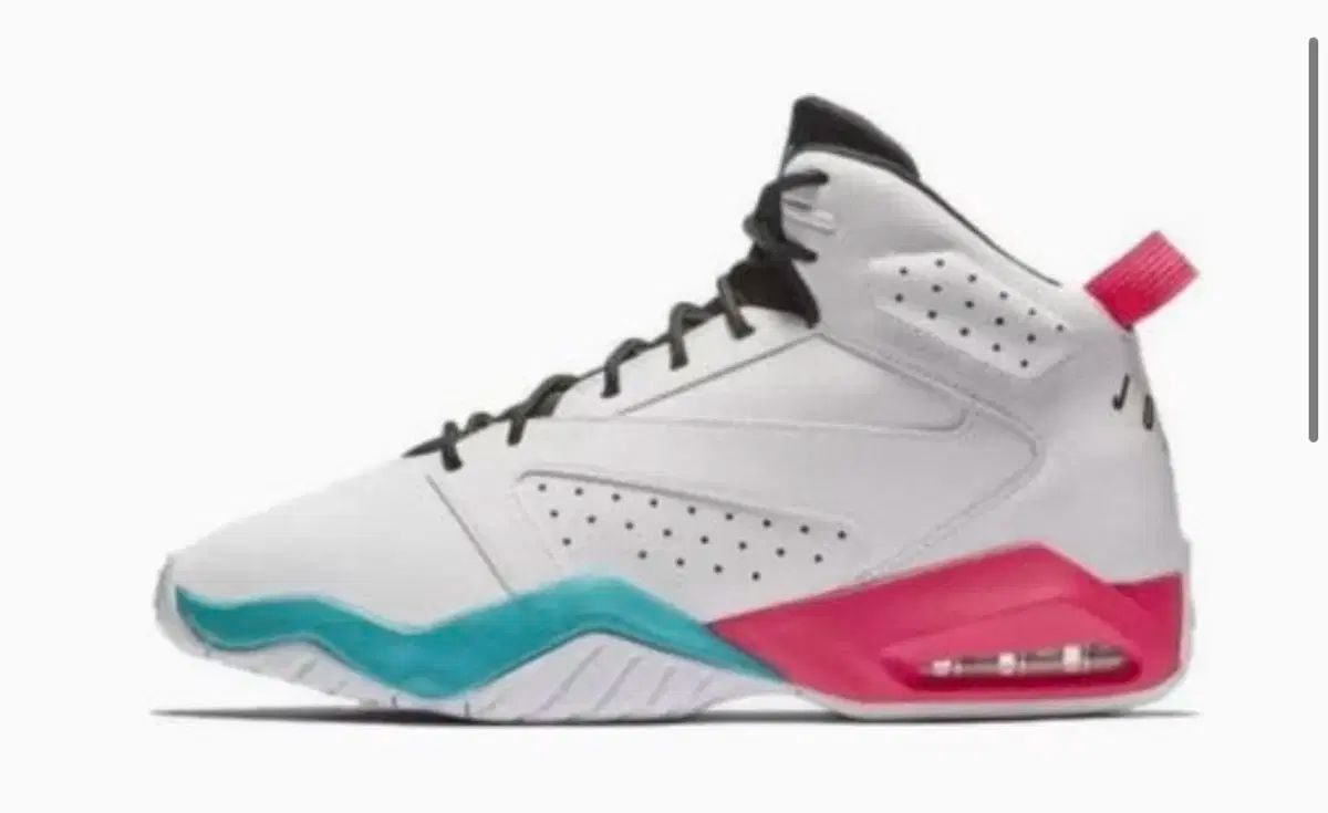 ナイキジョーダンジュニア バスケシューズ