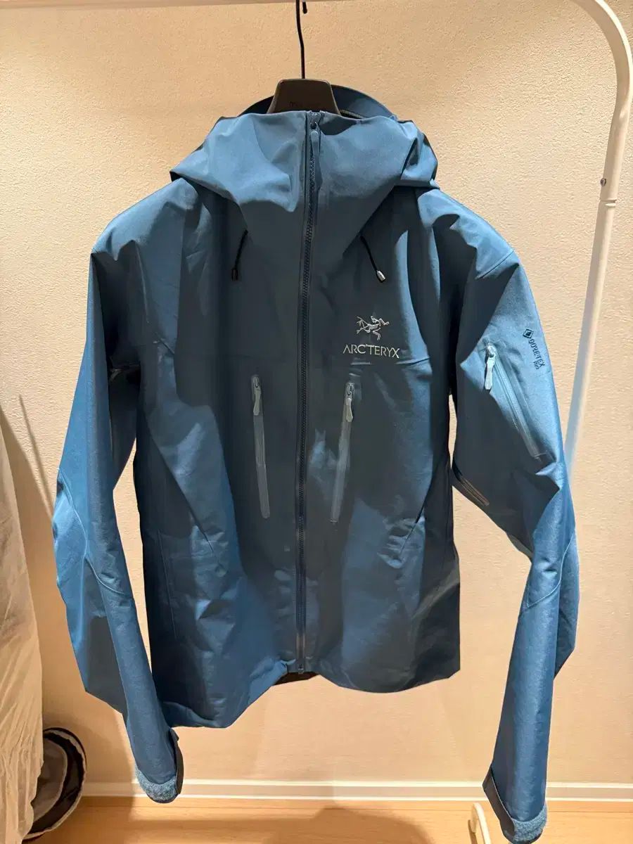 アークテリクス アルファSV LYNN サイズS