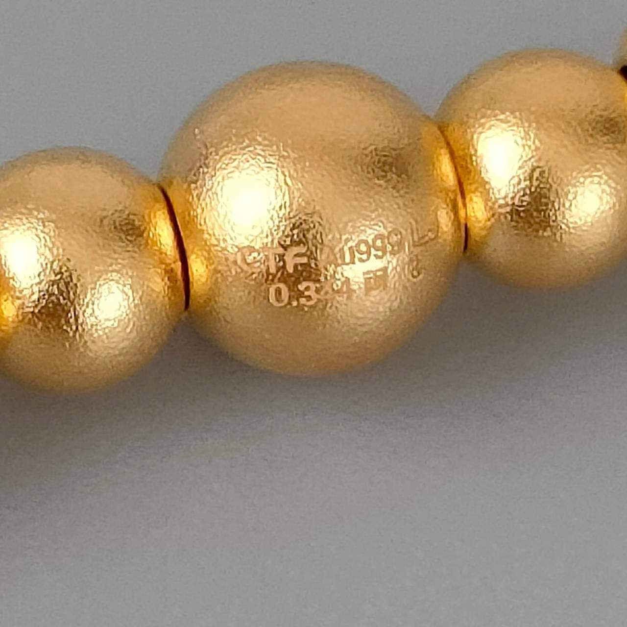 艶消しボールブレス 収縮性あり