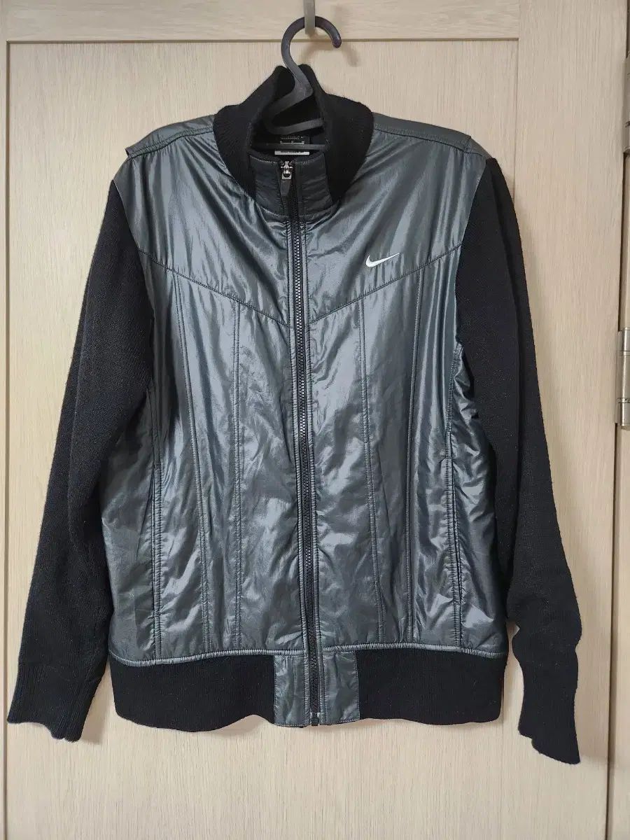 ナイキ 防風 リー ウィンドブレーカー アウター ジャケット サイズM