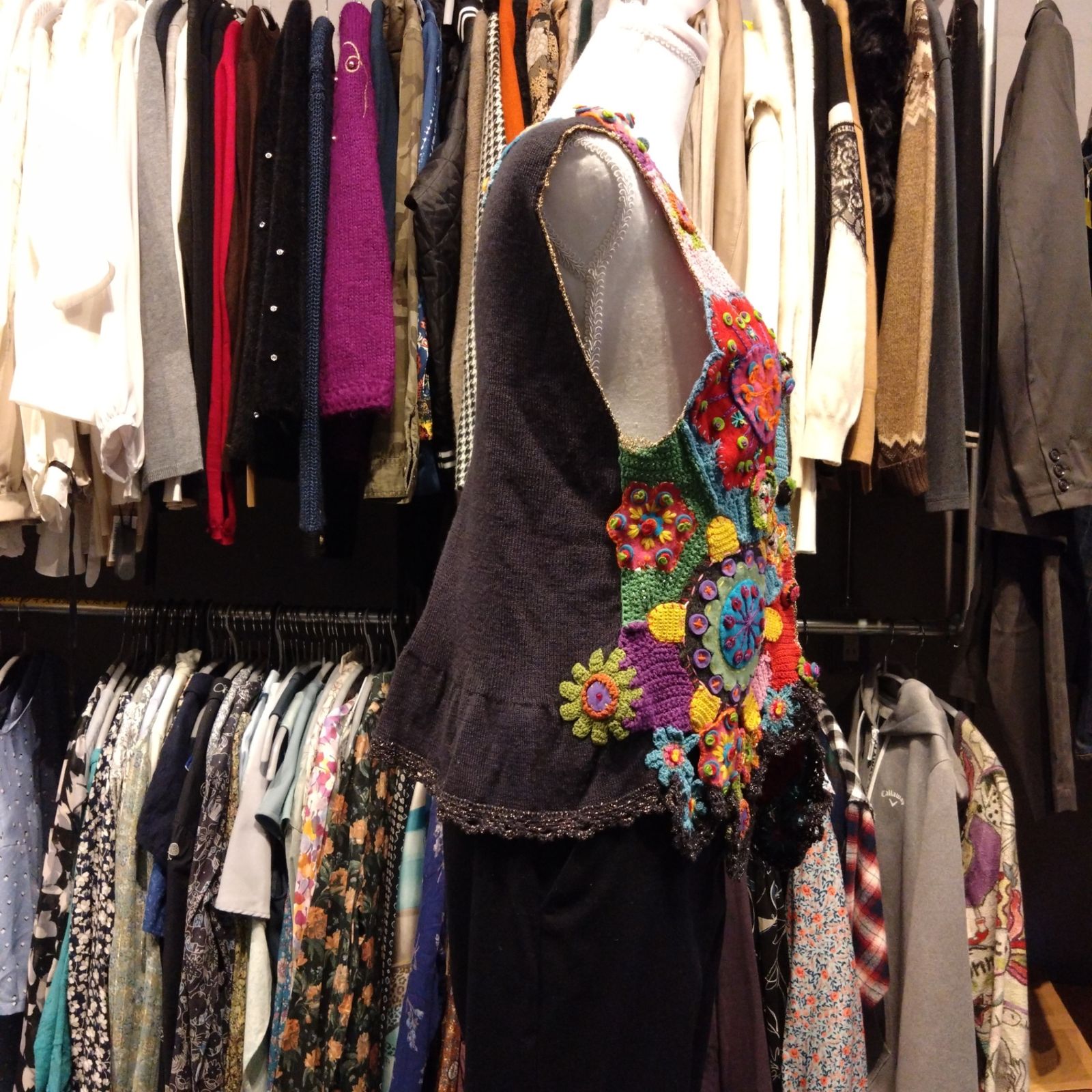 OLLEBOREBLA アルベロベロ　 ベスト　もこもこ OLLEBOREBLA アルベロベロ ベスト もこもこ