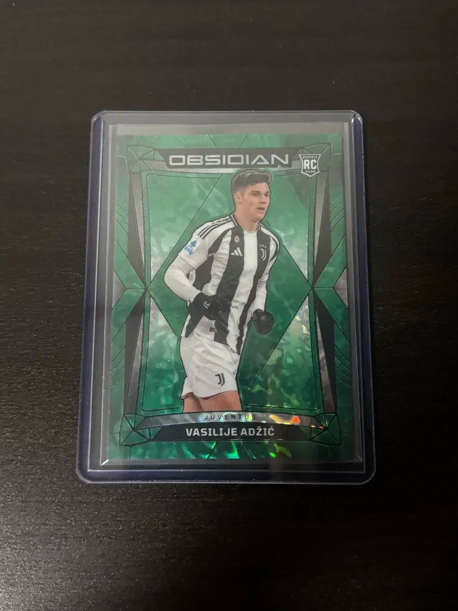 Panini オブシディアン アジチ 26 ルーキーカード