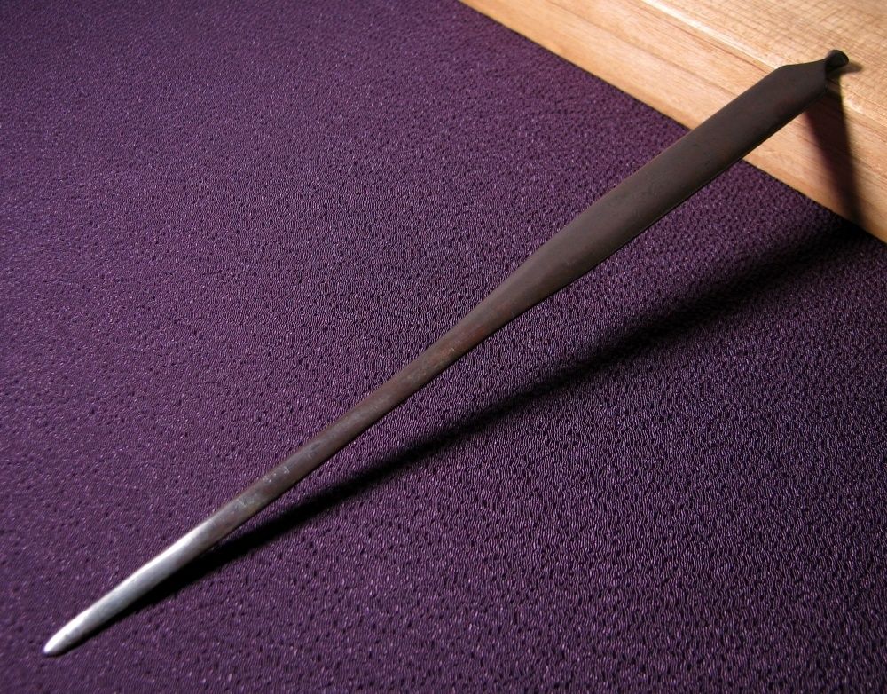 時代武具 古金工 赤銅笄 桐箱付 室町後期～桃山時代/25k002 - メルカリ