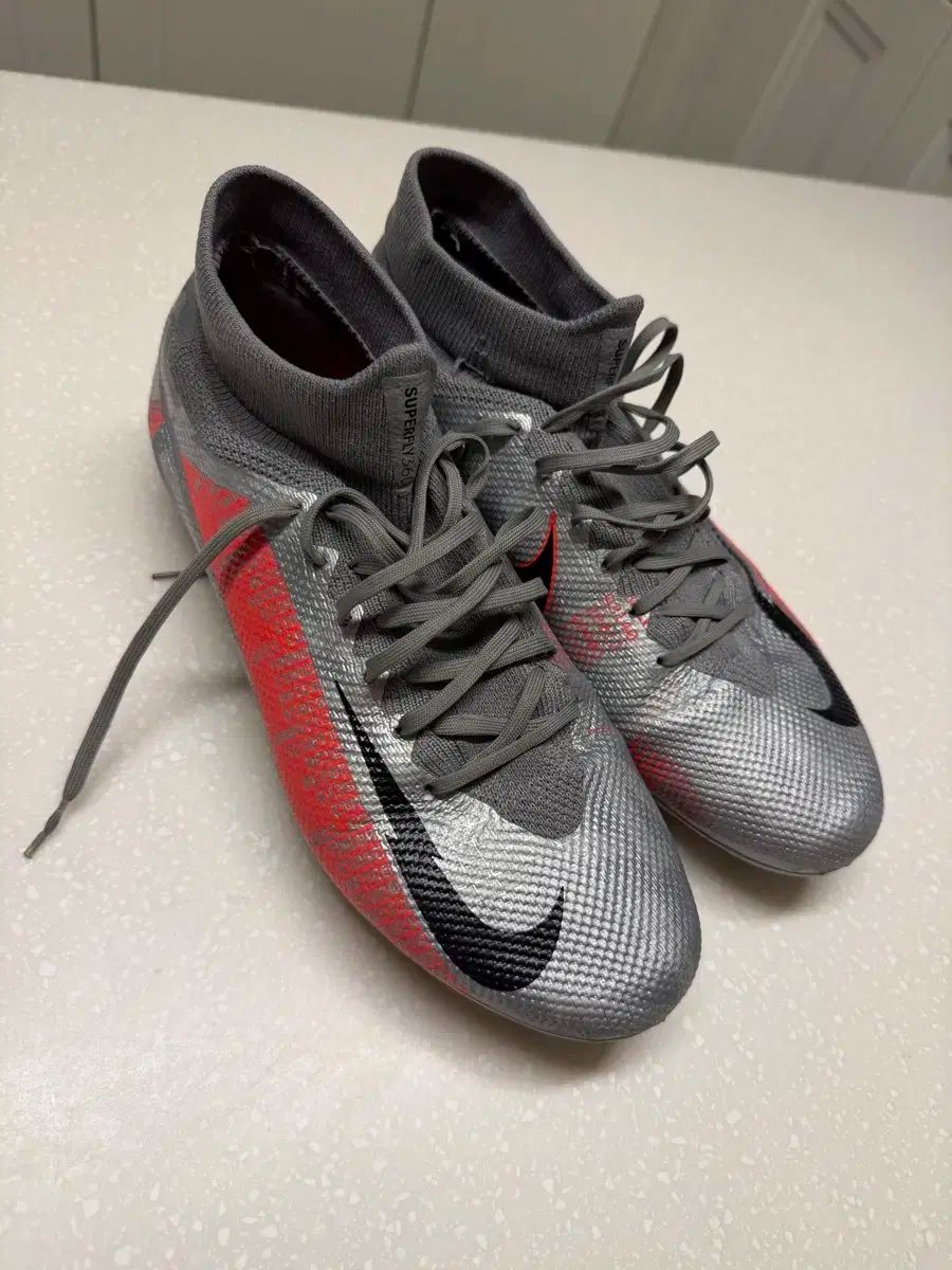 ナイキ マーキュリアル スーパーフライ 7 FG サッカーシューズ