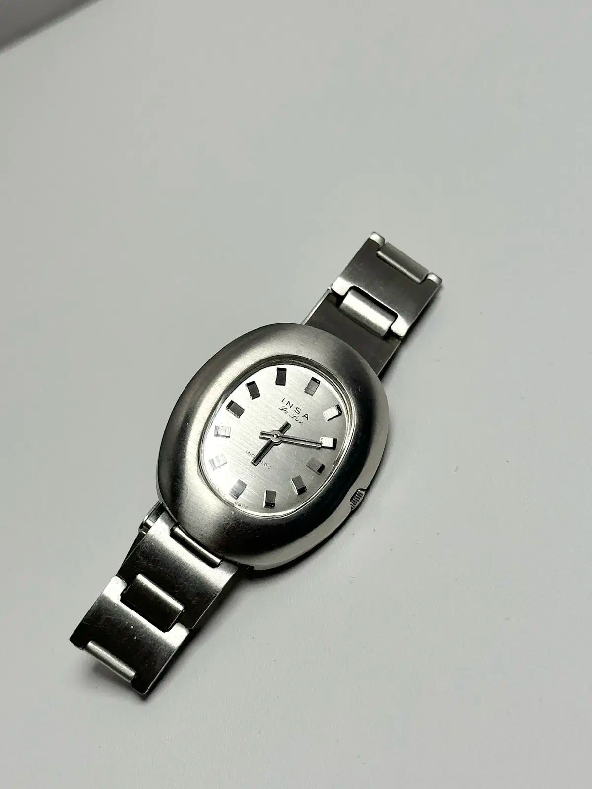 リュクス ヴィンテージ オーヴァル スチール リストウォッチ